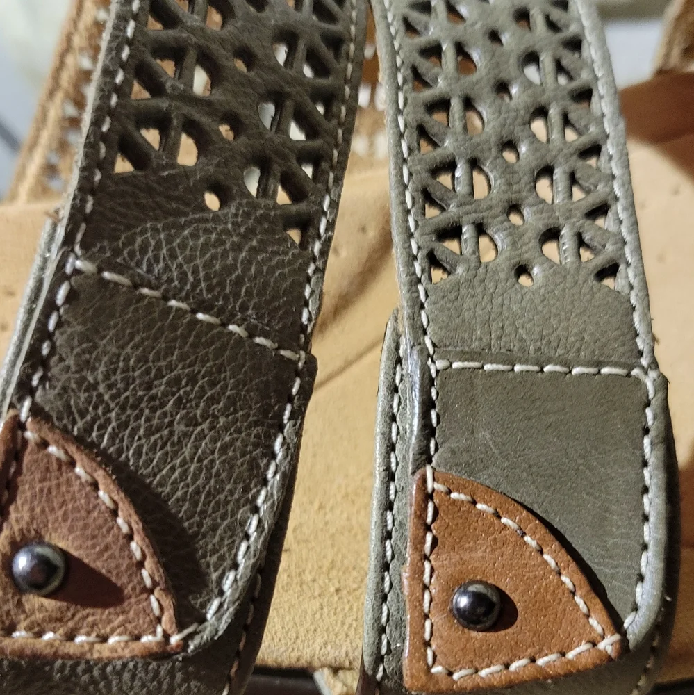 NWT Clarks Sandals/Mules Sz. 11 W - Picture 6 of 9